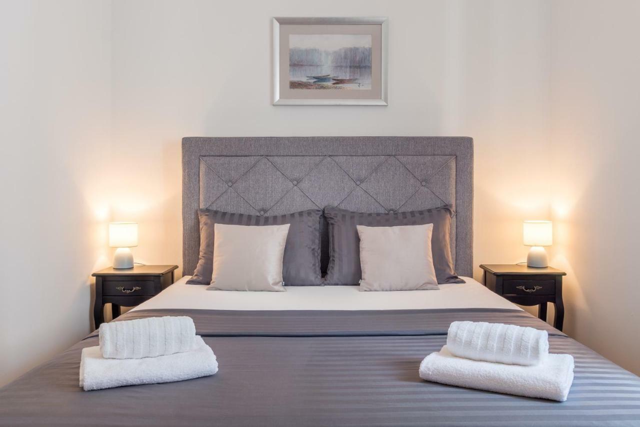 Holiday Home Harmony Zrnovnica Luaran gambar