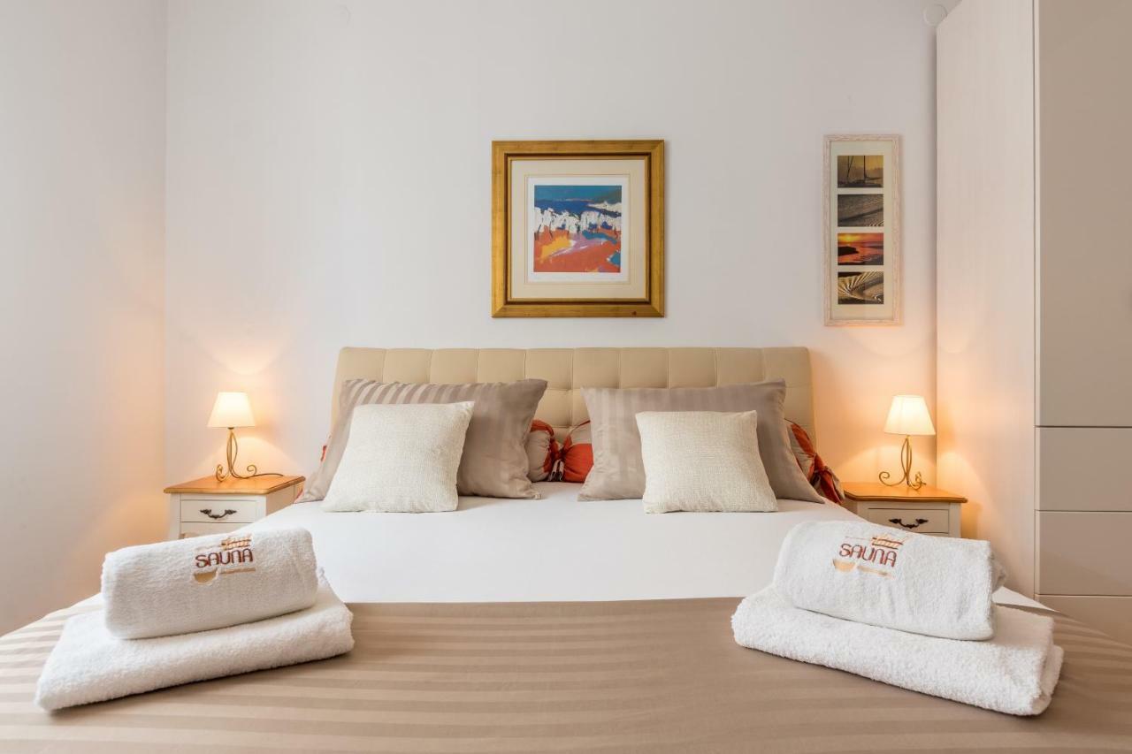 Holiday Home Harmony Zrnovnica Luaran gambar